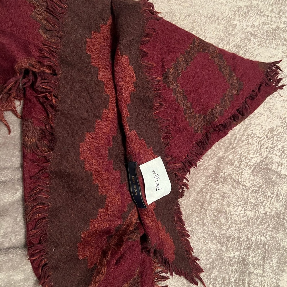 Wilfred Triangle Scarf